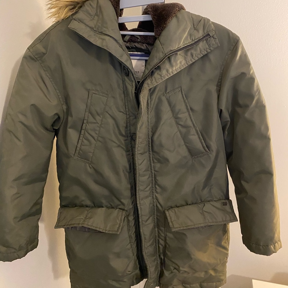 Zara boy’s Parka with removable fur.